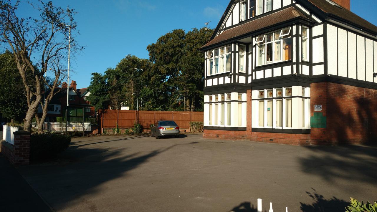 Queen Victoria Hotel Wolverhampton Exterior foto